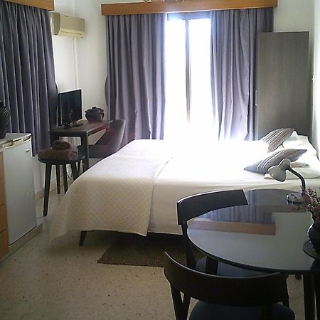Paphos Panklitos Tourist Apartments מראה חיצוני תמונה