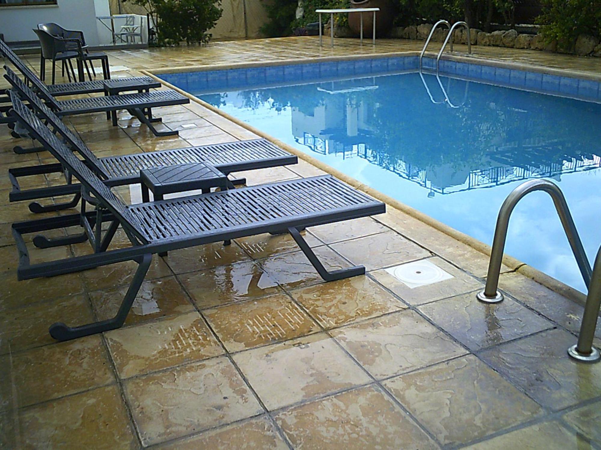 Paphos Panklitos Tourist Apartments מראה חיצוני תמונה