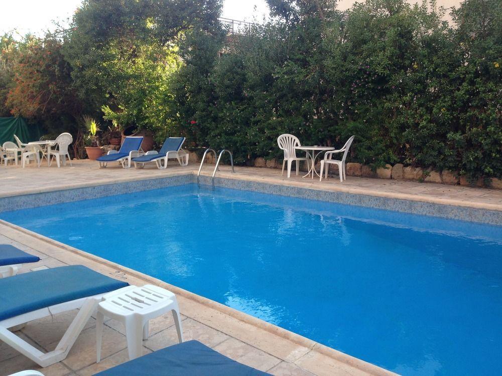 Paphos Panklitos Tourist Apartments מראה חיצוני תמונה