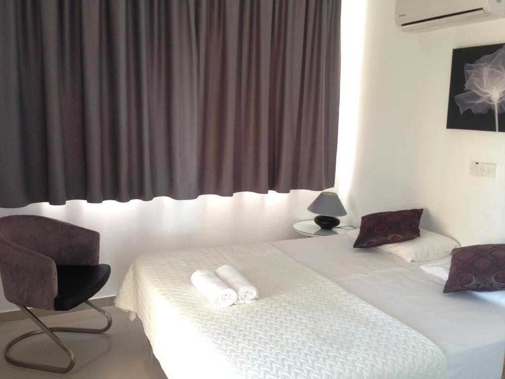 Paphos Panklitos Tourist Apartments מראה חיצוני תמונה