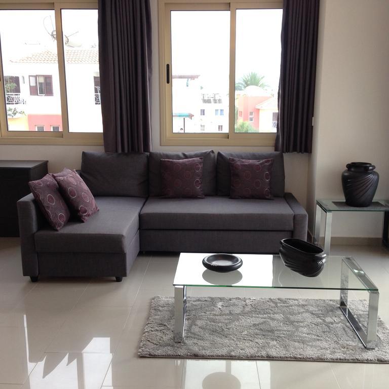 Paphos Panklitos Tourist Apartments מראה חיצוני תמונה
