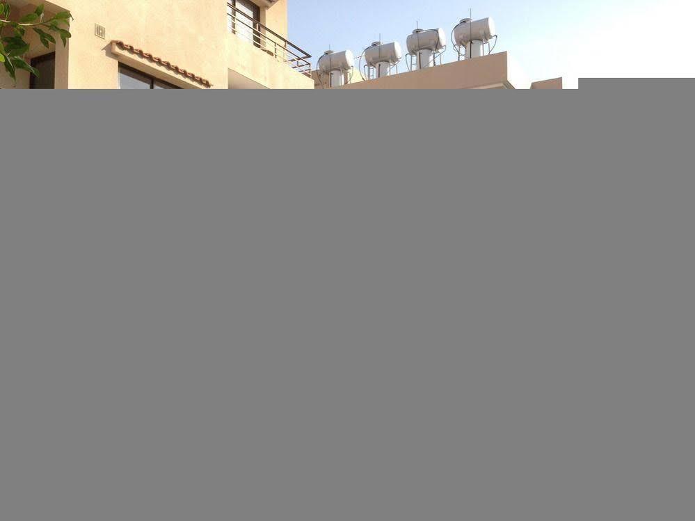 Paphos Panklitos Tourist Apartments מראה חיצוני תמונה